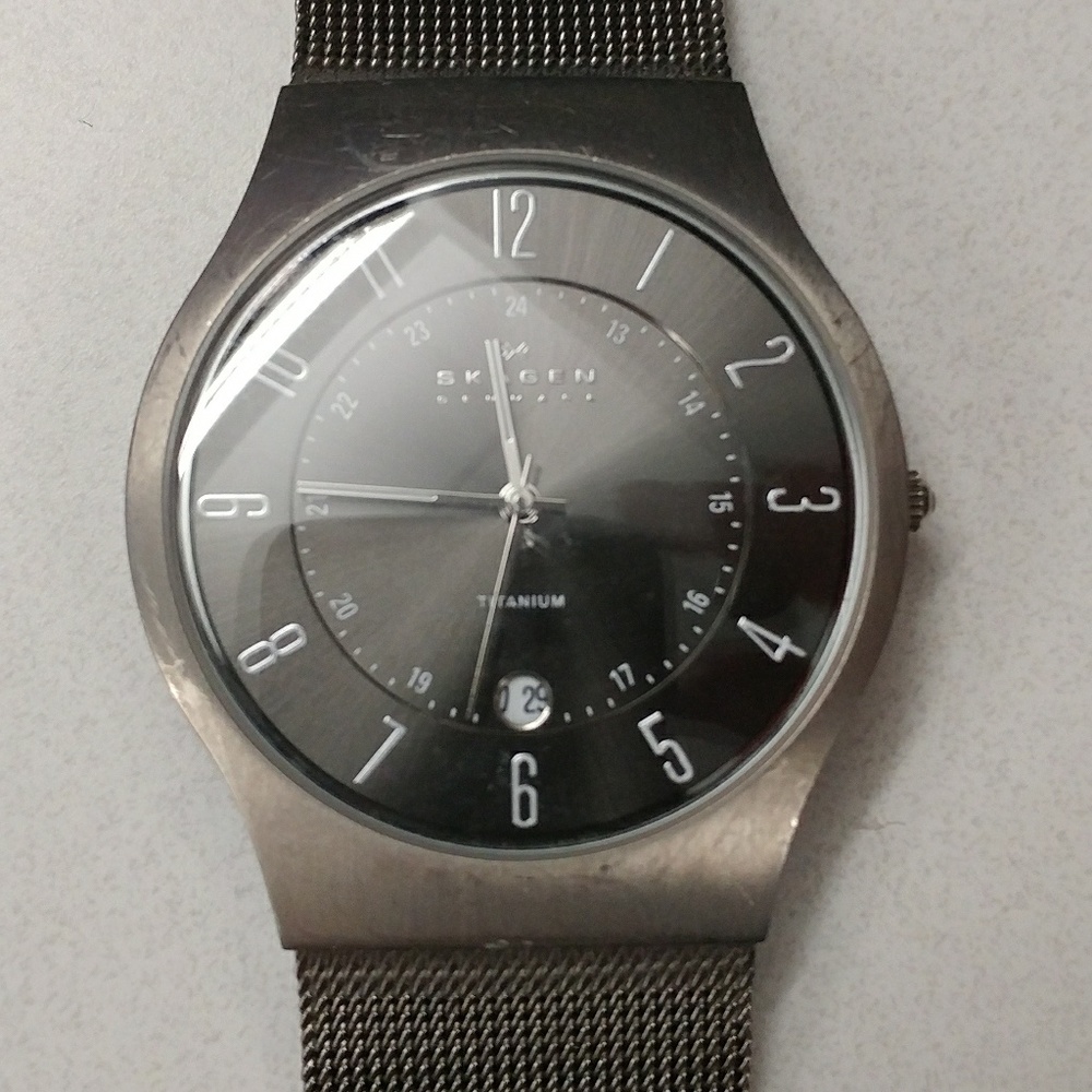 Skagen silver watch unisex